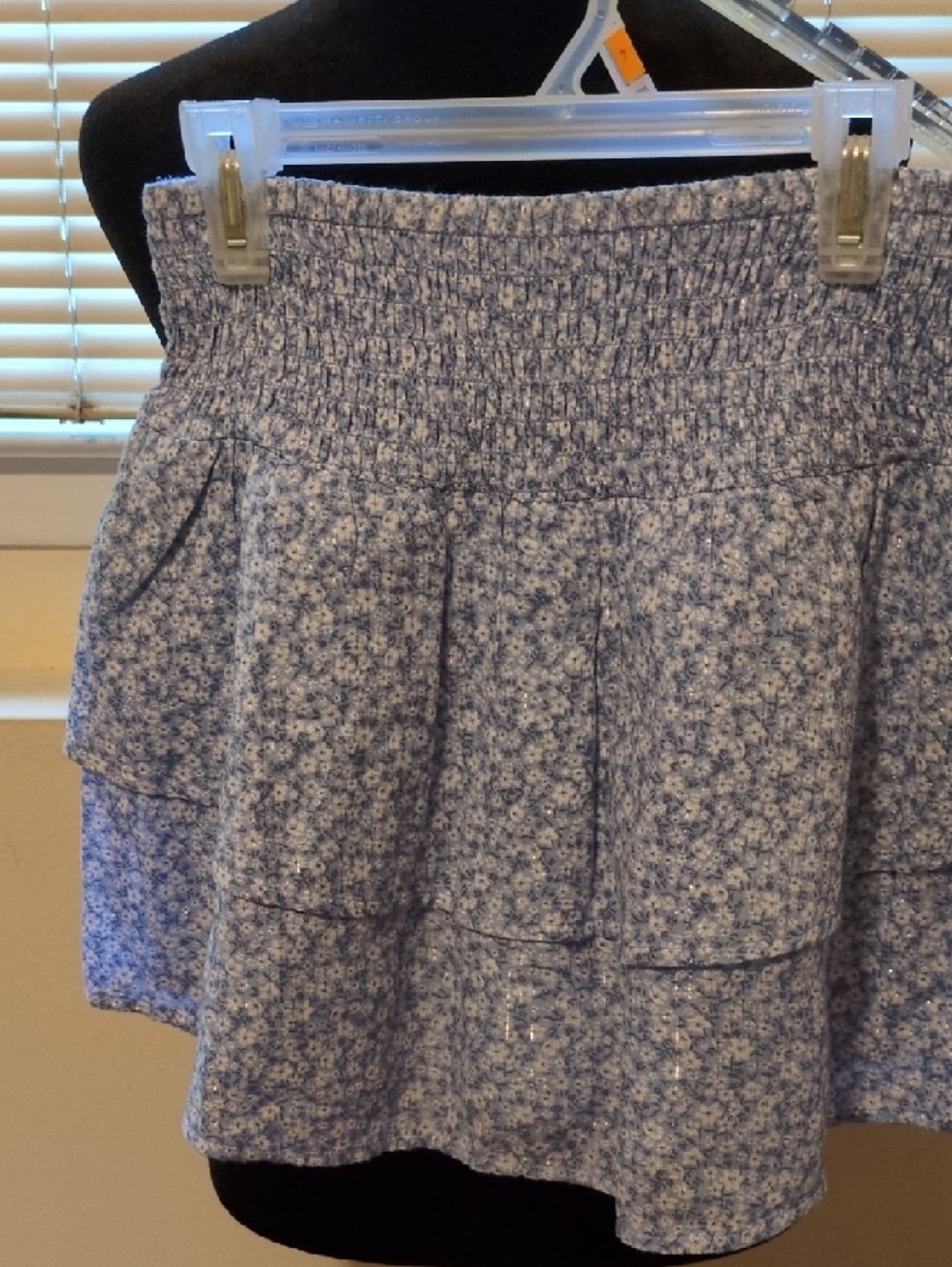 Abercrombie Kids 2 PC L/Blue Floral Smocked Waist Tiered Women's Top/Skirt 9/10 - Picture 4 of 10